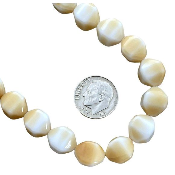 35 Preciosa Czech Bohemian Glass 12mm Four Sided Oval Tan White Two Tone Beads - Picture 2 of 2